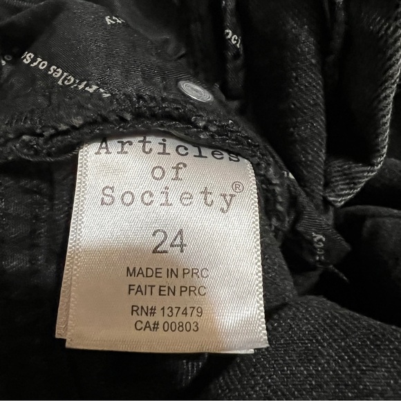 NWT Articles of Society Denim Short​ - Picture 4 of 6